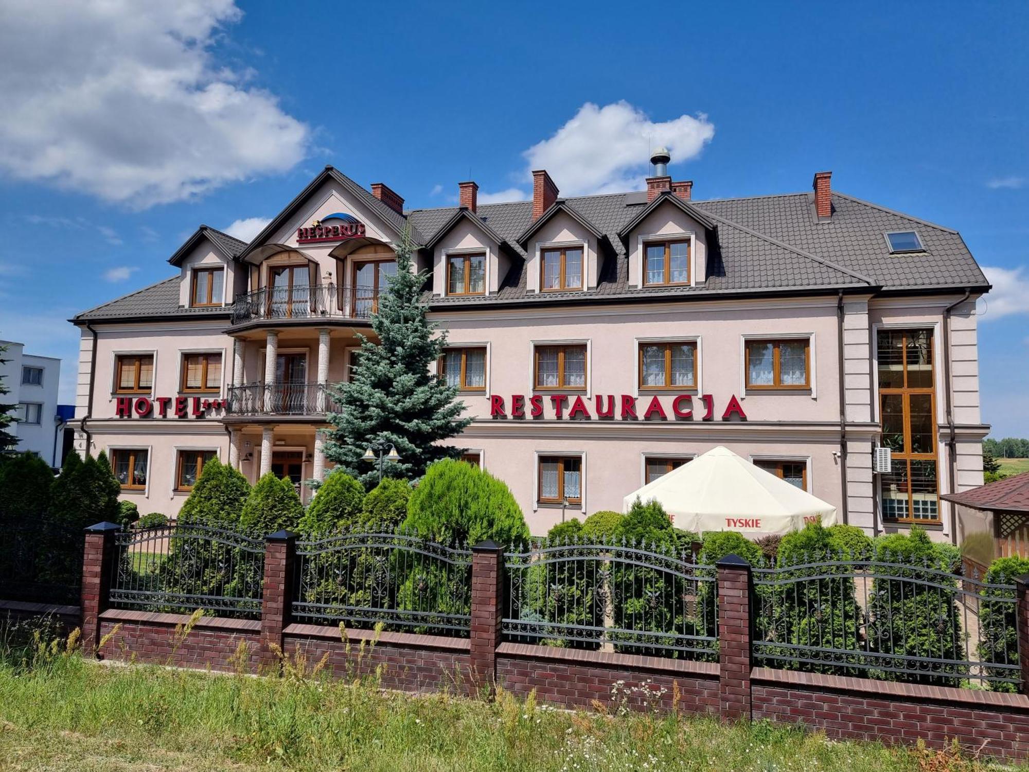 Hotel Hesperus Miedzyrzec Podlaski Exterior photo